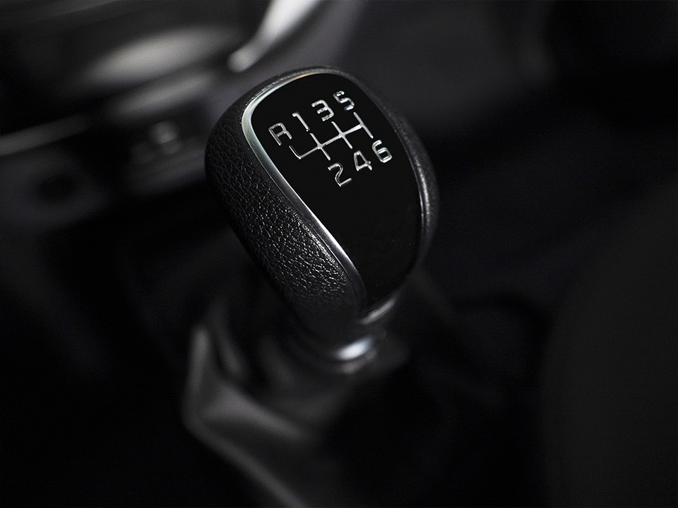 6-Speed Gear Shift
